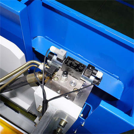 उच्च दर्जाचे हायड्रोलिक बेंडिंग मशीन / 4+1 अक्षांसह CNC प्रेस ब्रेक