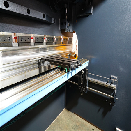 स्टील 2.5 मिमी जाडी प्लेट स्वयंचलित प्रेस ब्रेक मशीनसाठी 30T1600 मिनी हायड्रॉलिक सीएनसी बेंडिंग मशीन