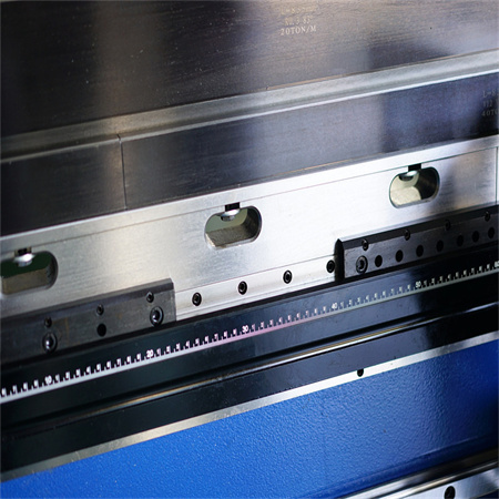 उच्च कार्यक्षमता लहान 30Ton 1600mm प्रेस ब्रेक, 63Ton/1600mm CNC बेंडिंग मशीन स्टीलसाठी