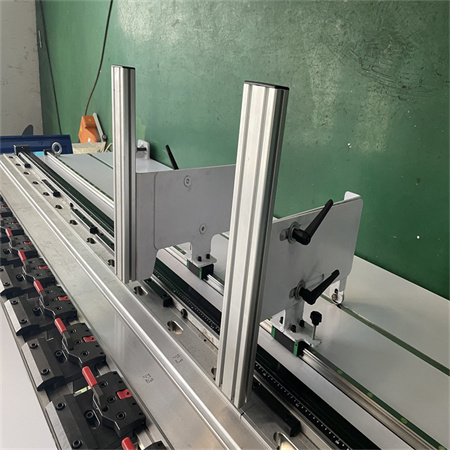 Accurl स्मार्ट हायब्रिड CNC प्रेस ब्रेक 3200mm*135t हायड्रोलिक CNC बेंडिंग मशीन