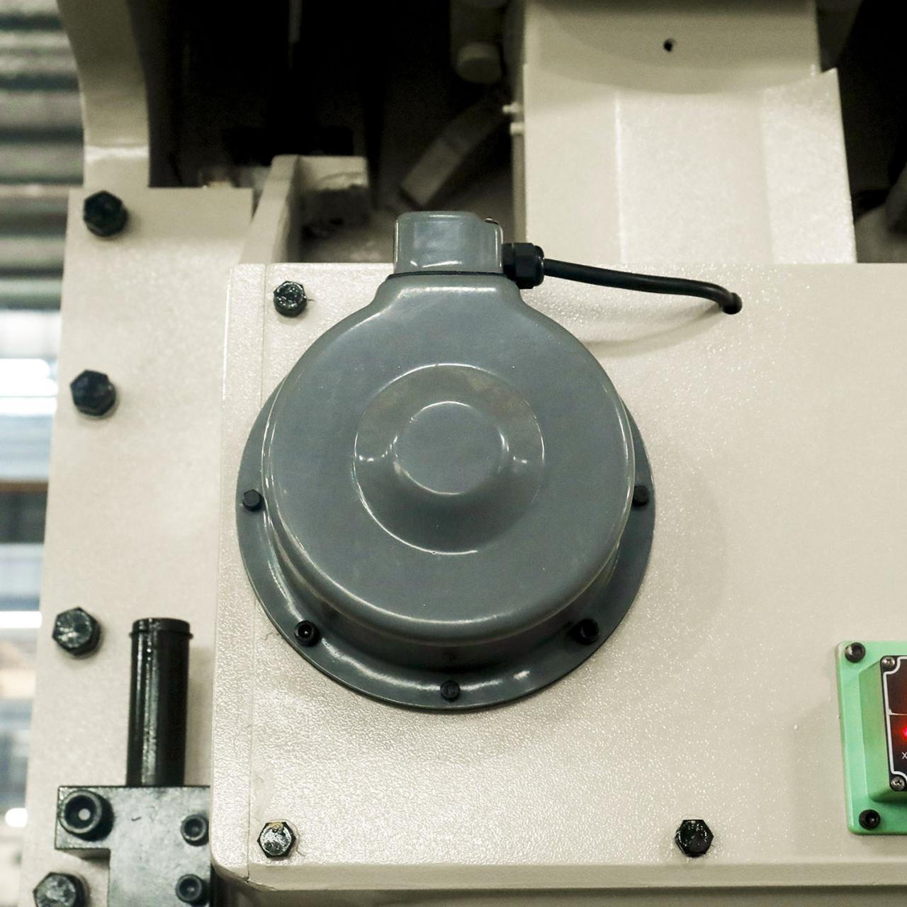 80 टन सीएनसी पंचिंग मशीन किंमत सी फ्रेम पॉवर प्रेस स्मॉल हायड्रोलिक प्रेस मशीन