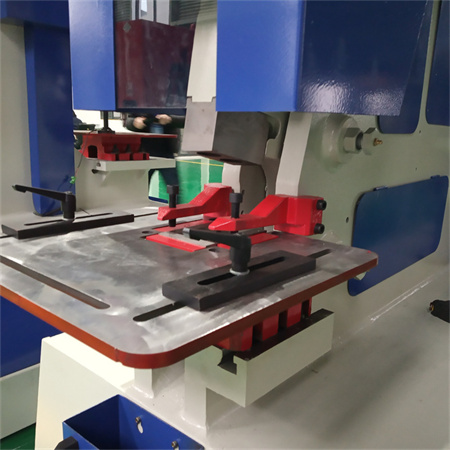 एकत्रित पंचिंग कातरणे मशीन मेटल शीट इस्त्री वर्कर इलेक्ट्रिक एकत्रित पंच आणि कातरणे मशीन
